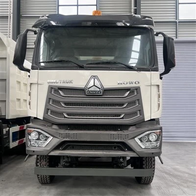 Sinotruk HOWO NX 371HP 6X4 traktoriga veoauto